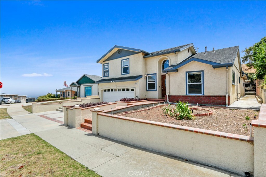Property Photo:  781 W 30th Street  CA 90731 