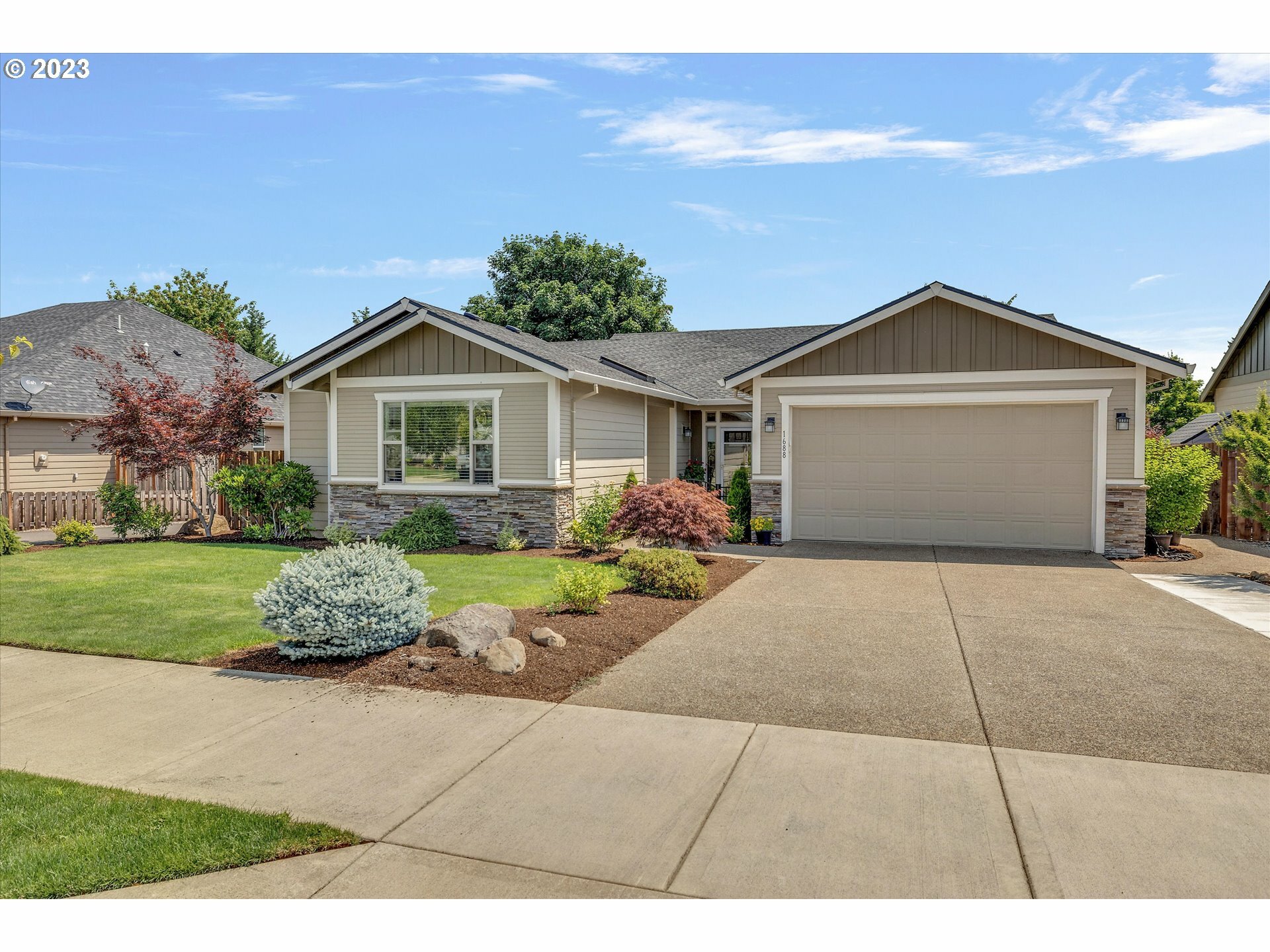 1688 N Plum Ct  Canby OR 97013 photo