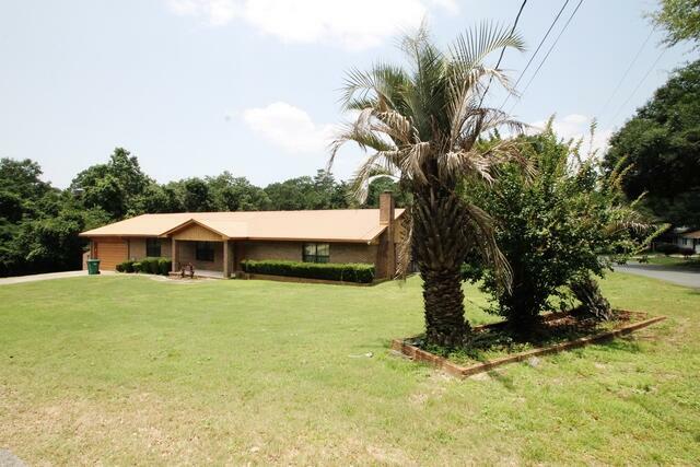 Property Photo:  513 Hickory Avenue  FL 32578 