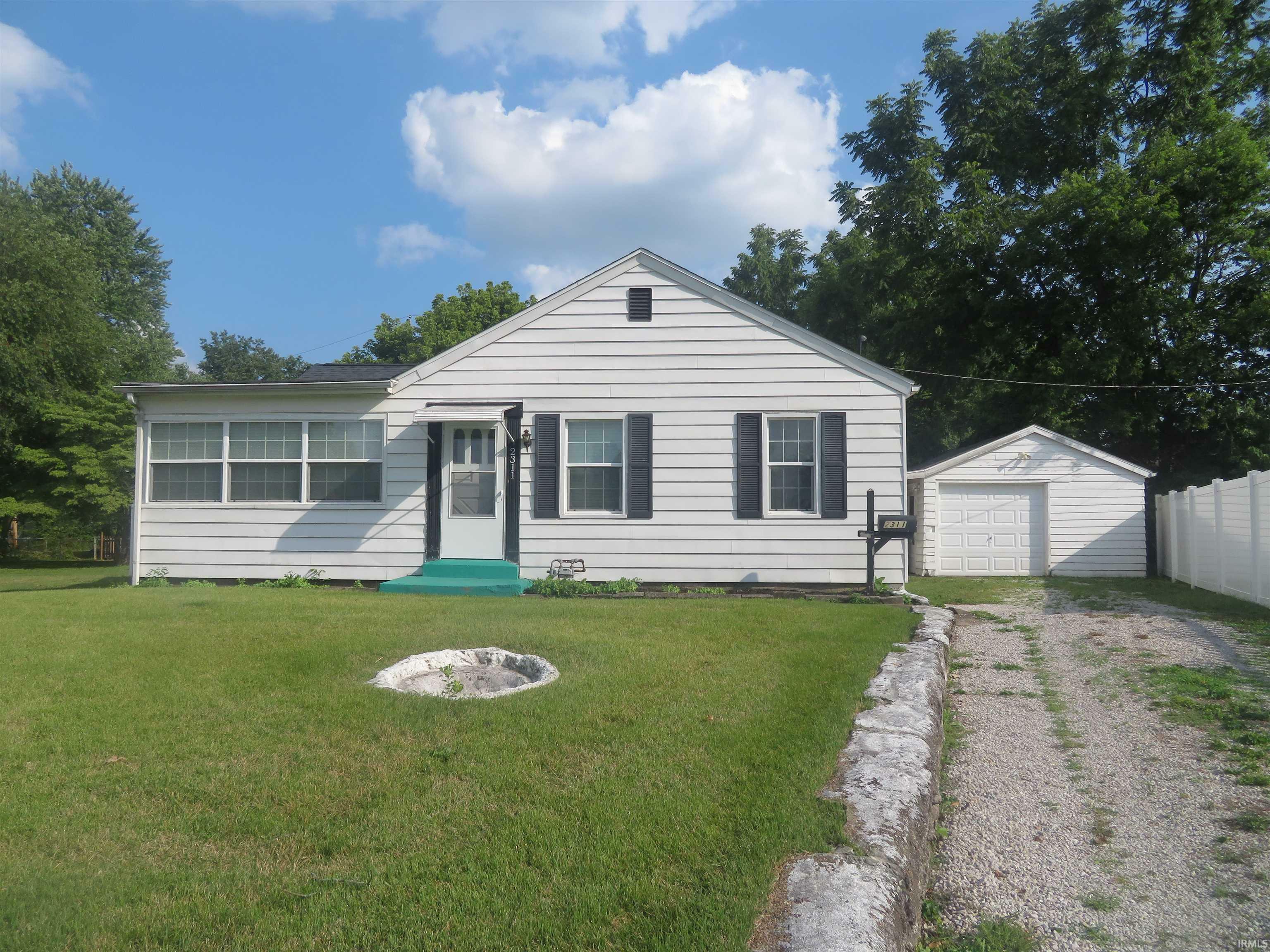 Property Photo: 2311 Willemette Court IN 47711