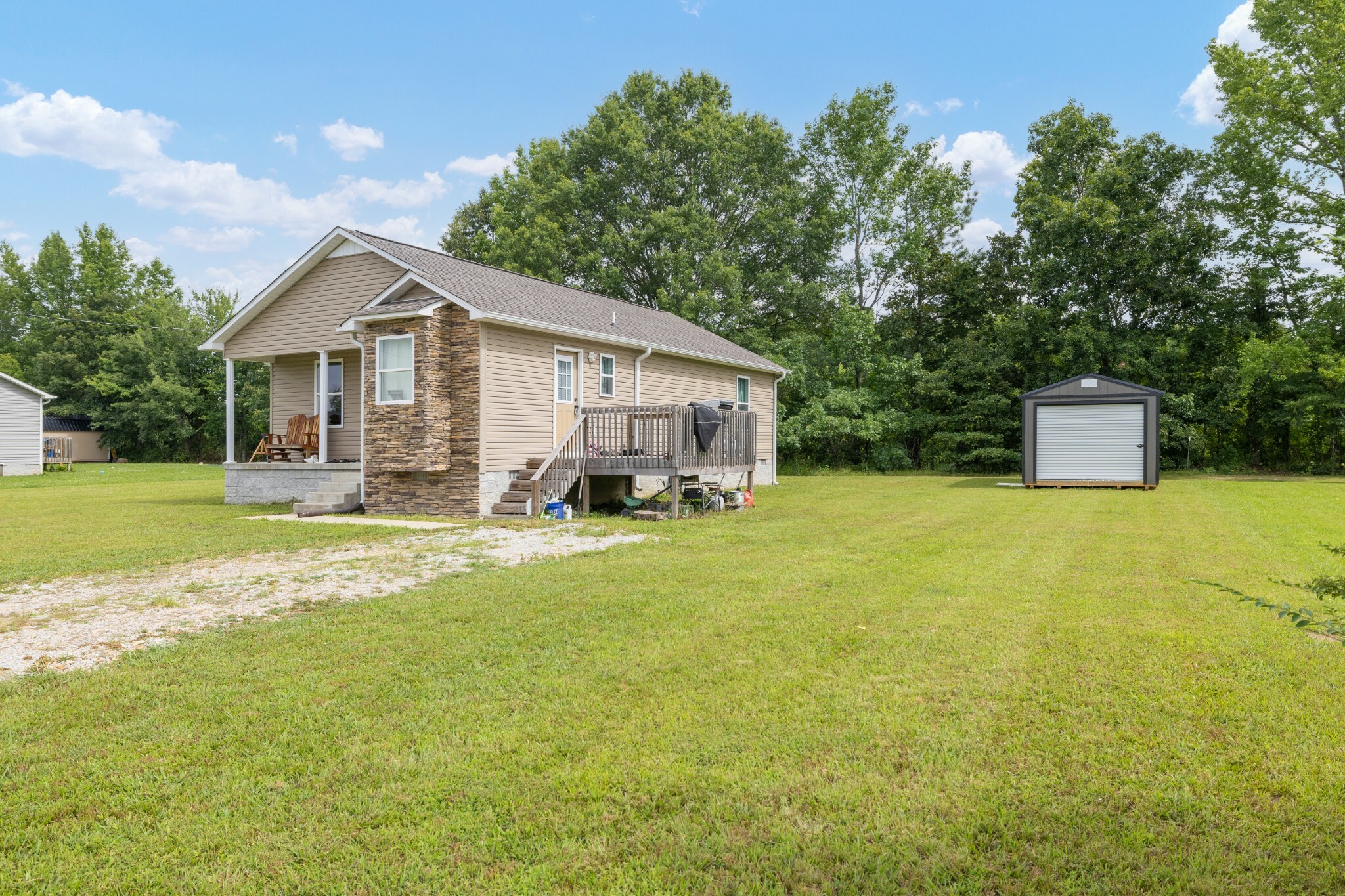 119 Liza Beth Ln  Hohenwald TN 38462 photo