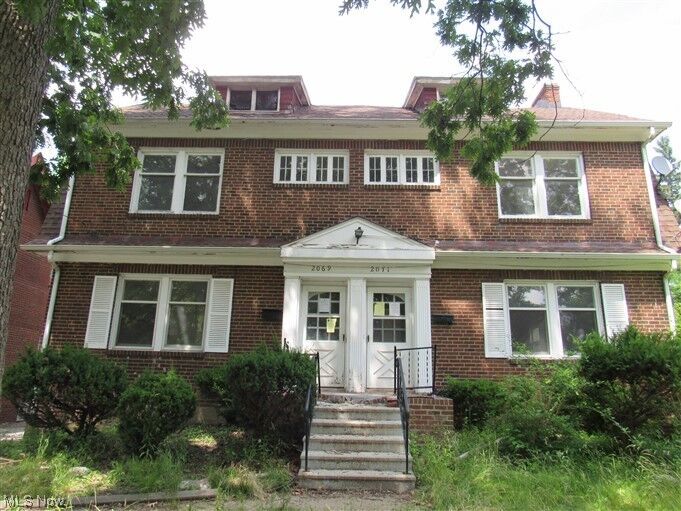 Property Photo:  2071 Alton Road  OH 44112 