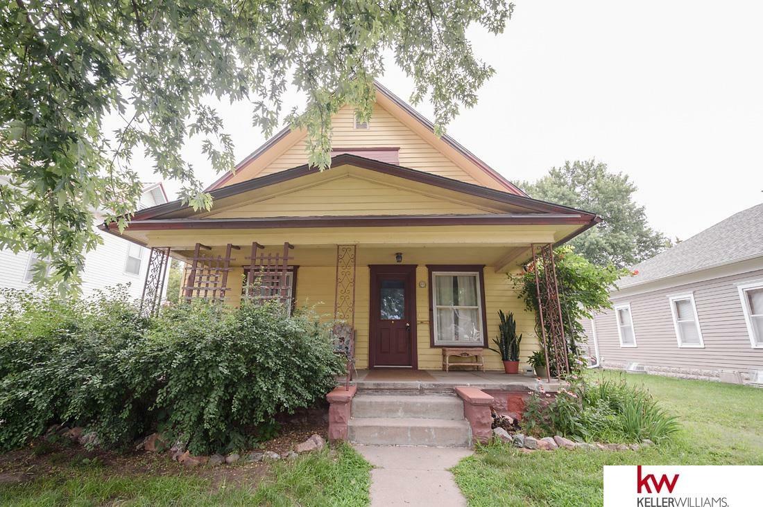 Property Photo:  644 N National Avenue  NE 68978 