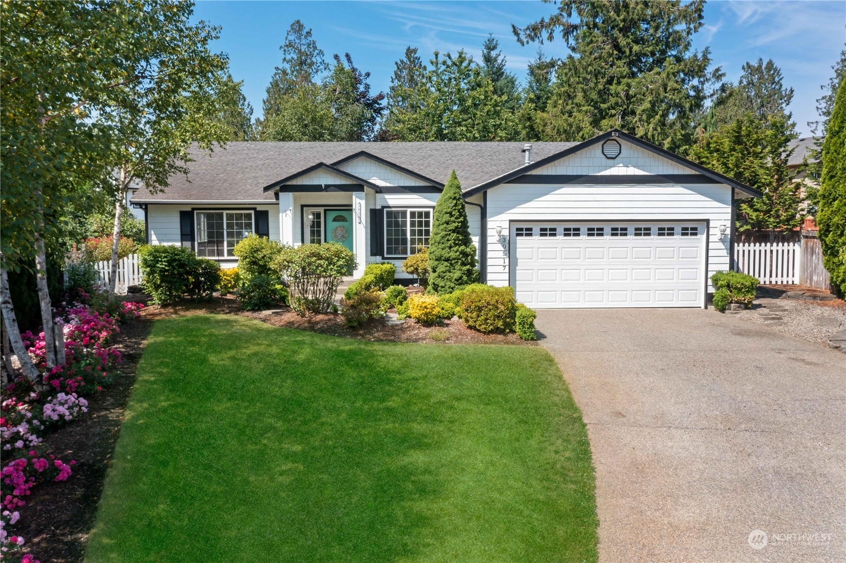 Property Photo:  30517 Selleck Place  WA 98010 