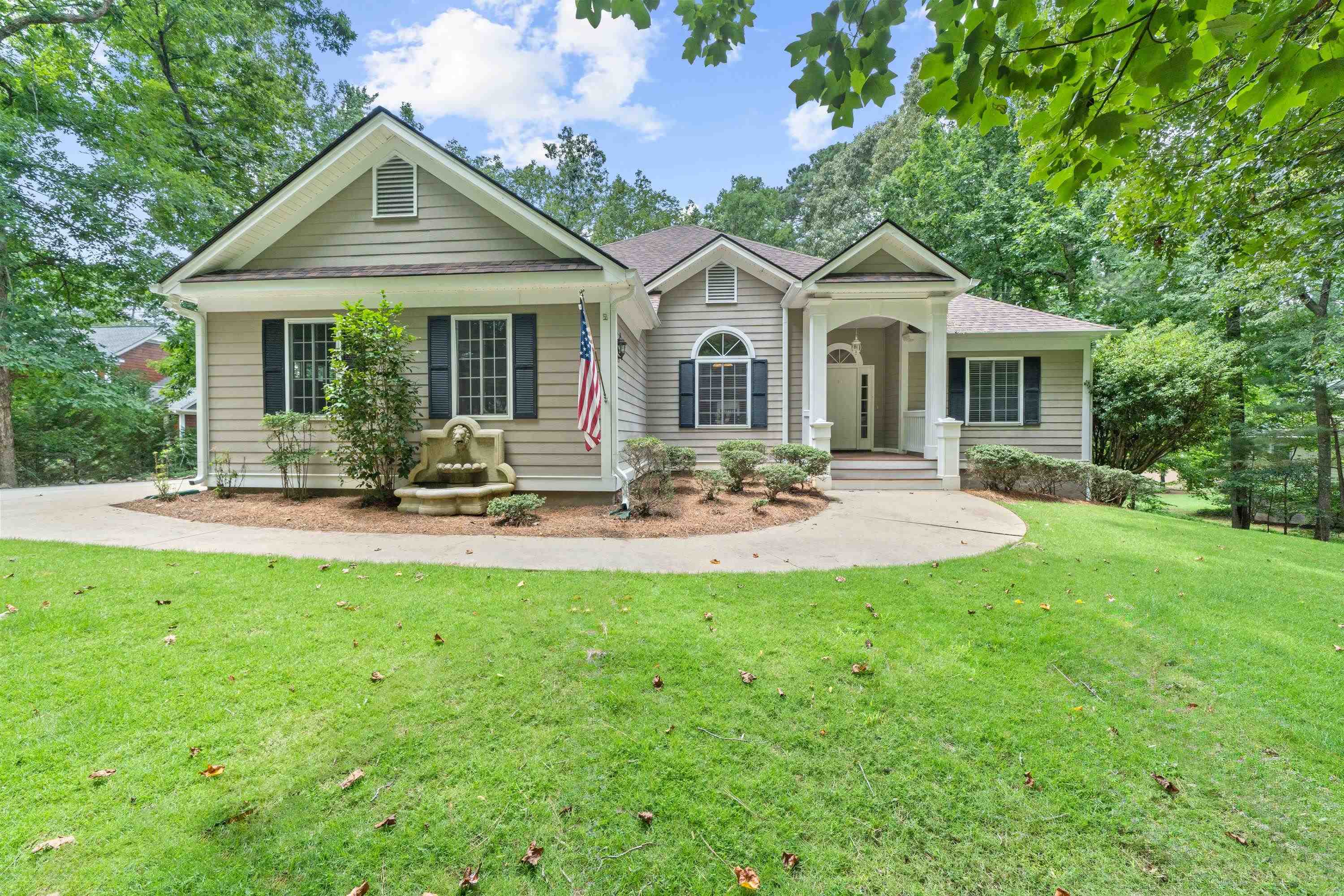 Property Photo: 1041 Penfield Way GA 30642