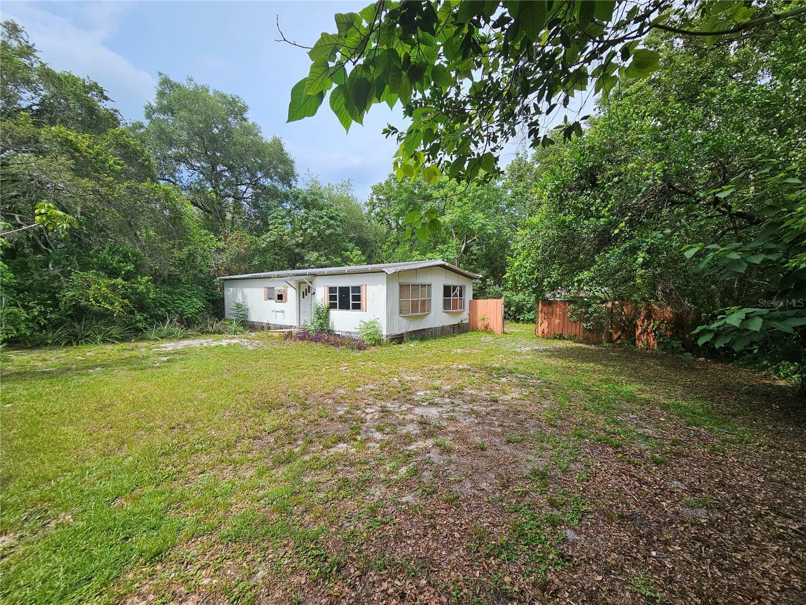 Property Photo: 1049 Osceola Trl FL 32707