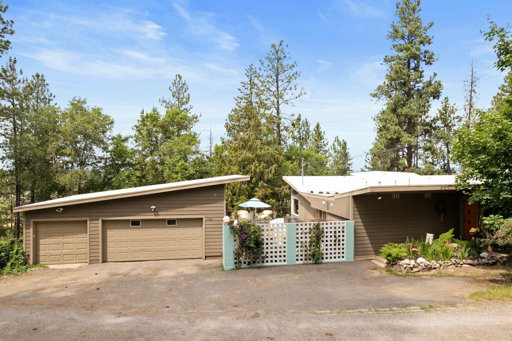 Property Photo:  4723 S Glenrose Rd  WA 99223 