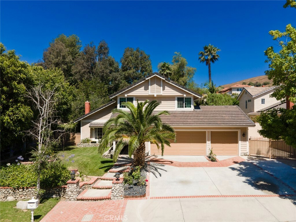 Property Photo:  3845 Singingwood Drive  CA 92886 