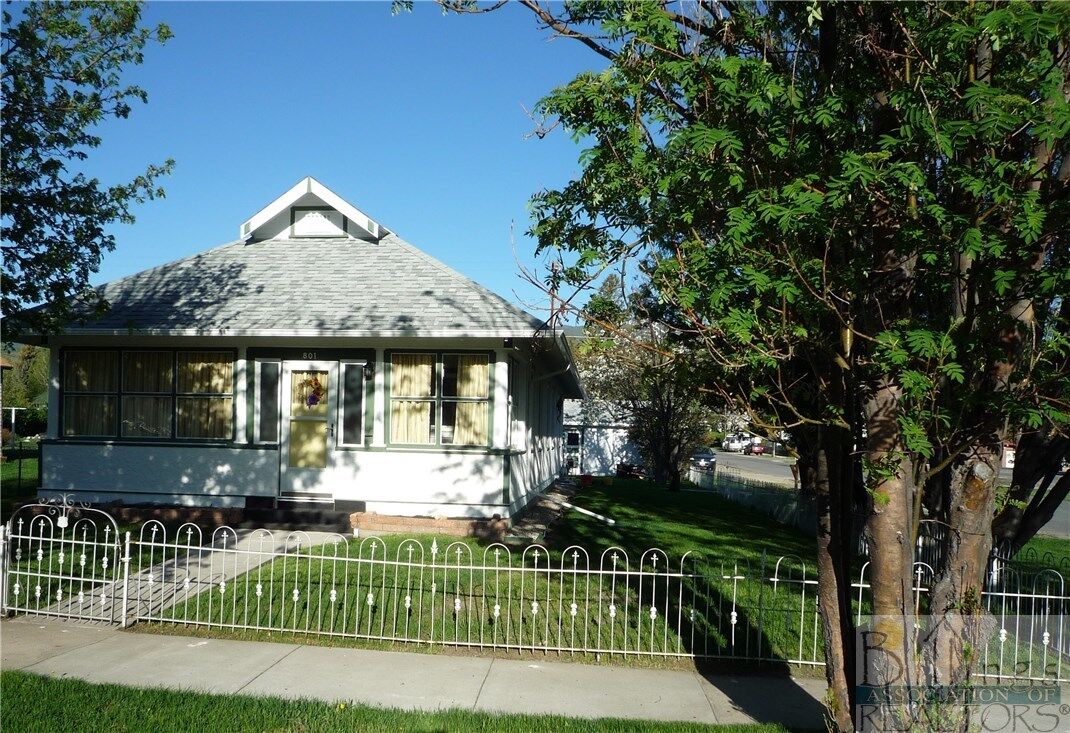 Property Photo: 801 Grant Ave. South MT 59068