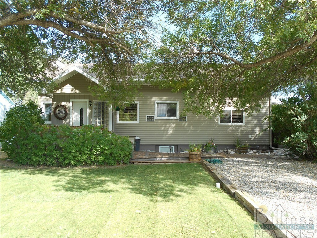 Property Photo:  326 Wisconsin Street  MT 59008 