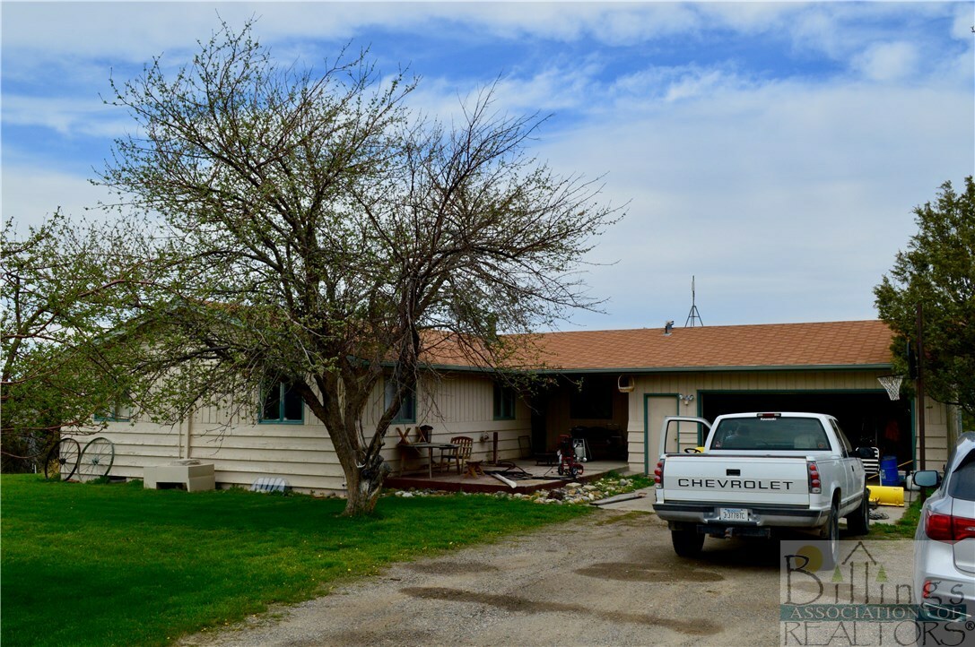 Property Photo:  1455 Canyon Trail Rd  MT 59101 