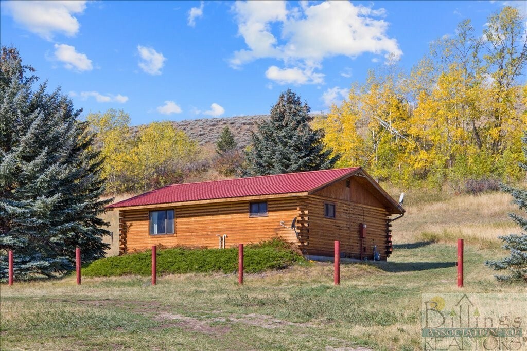 Property Photo:  6653 US Highway 212 South  MT 59068 