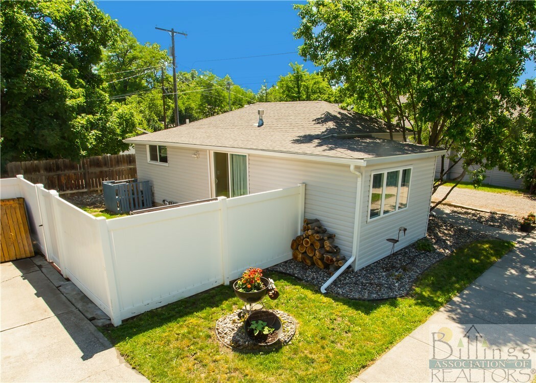 Property Photo:  1215 3rd Street W  MT 59101 