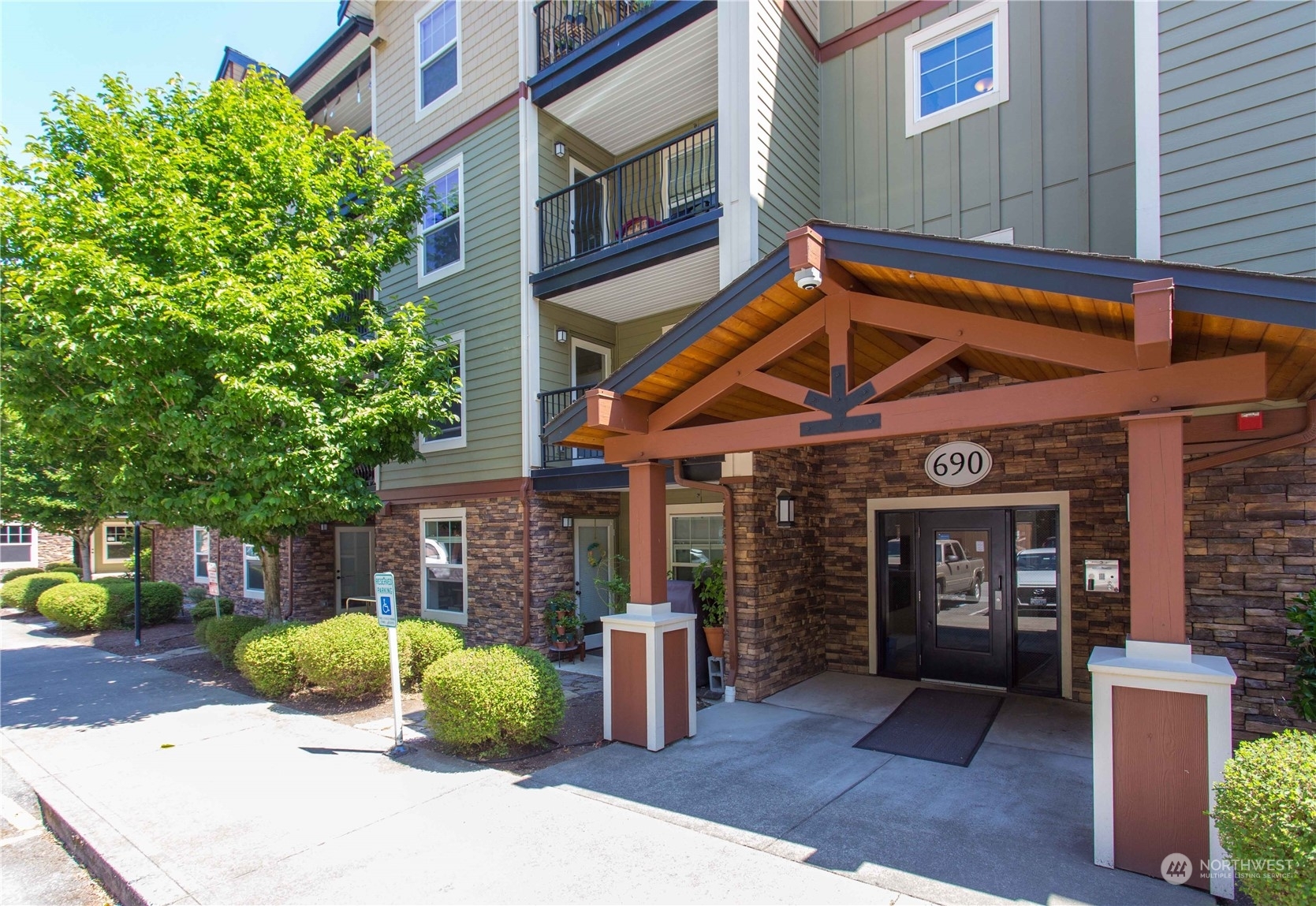 Property Photo: 690 32nd Street B411 WA 98225