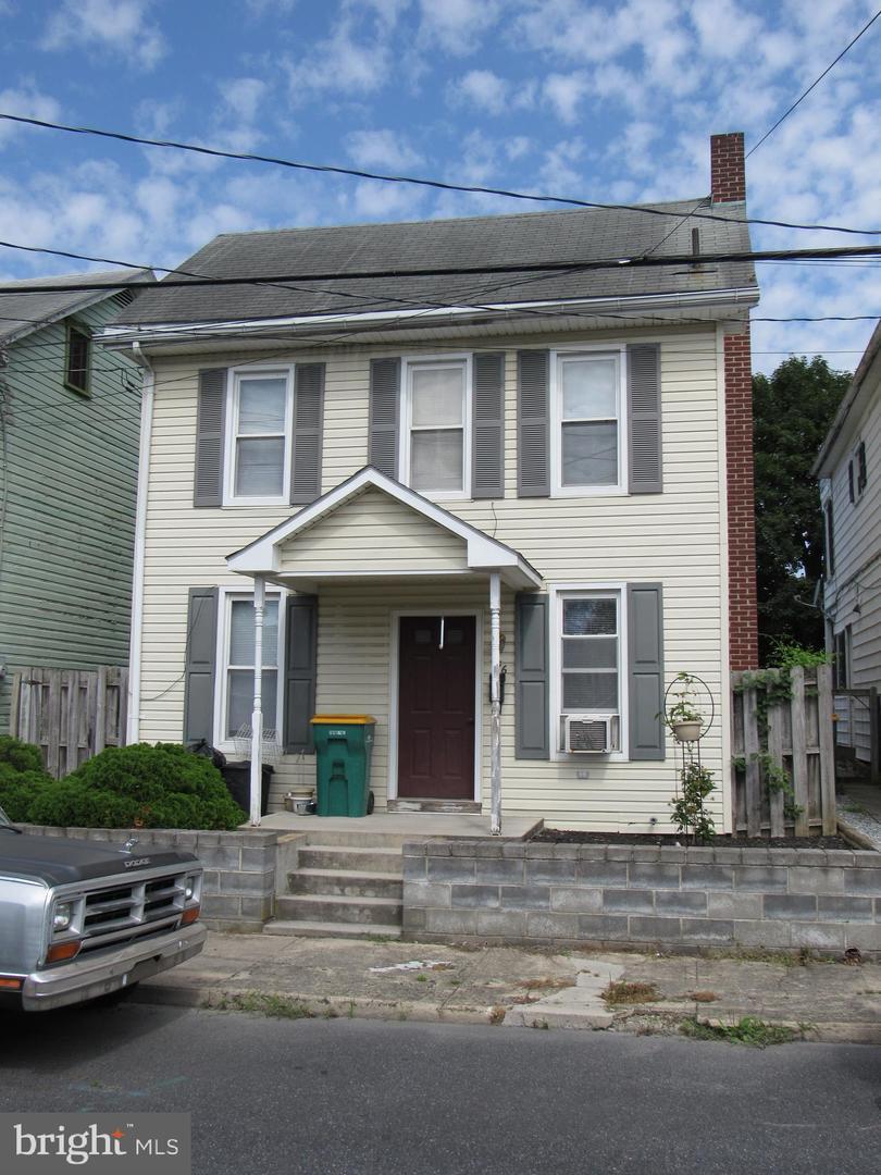 356 Ringgold Street  Waynesboro PA 17268 photo