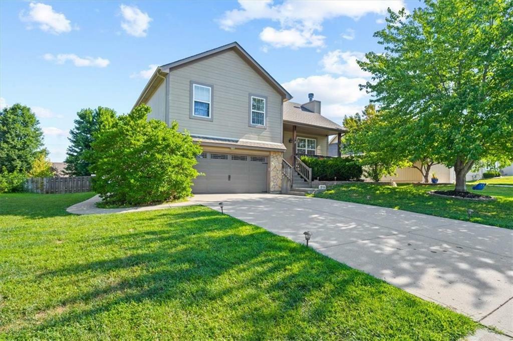 Property Photo:  15606 Iron Creek Drive  KS 66007 