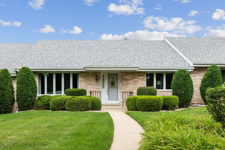 11028 New York Court 180  Orland Park IL 60467 photo
