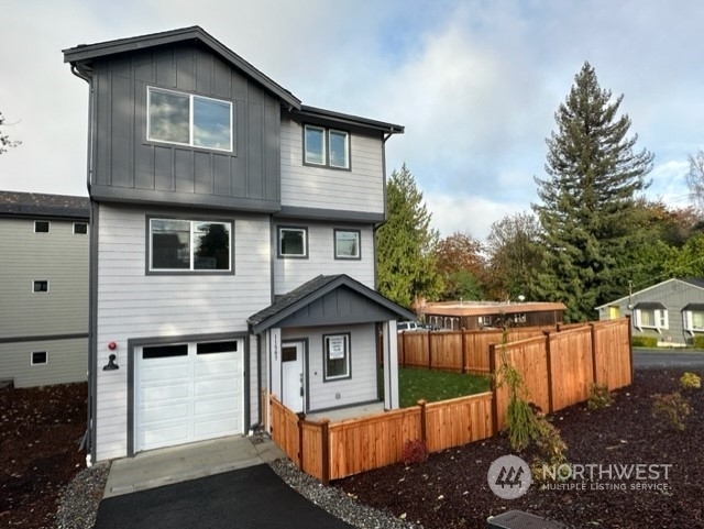 Property Photo: 11507 12th Avenue S WA 98168