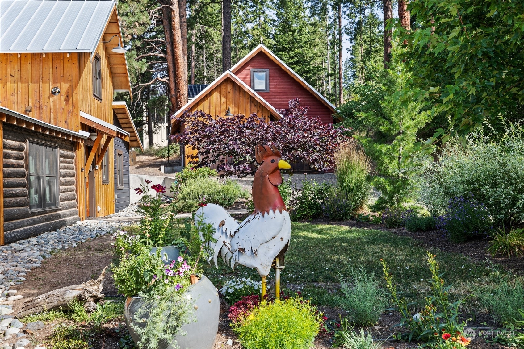 Property Photo: 401 E Idaho Avenue WA 98941