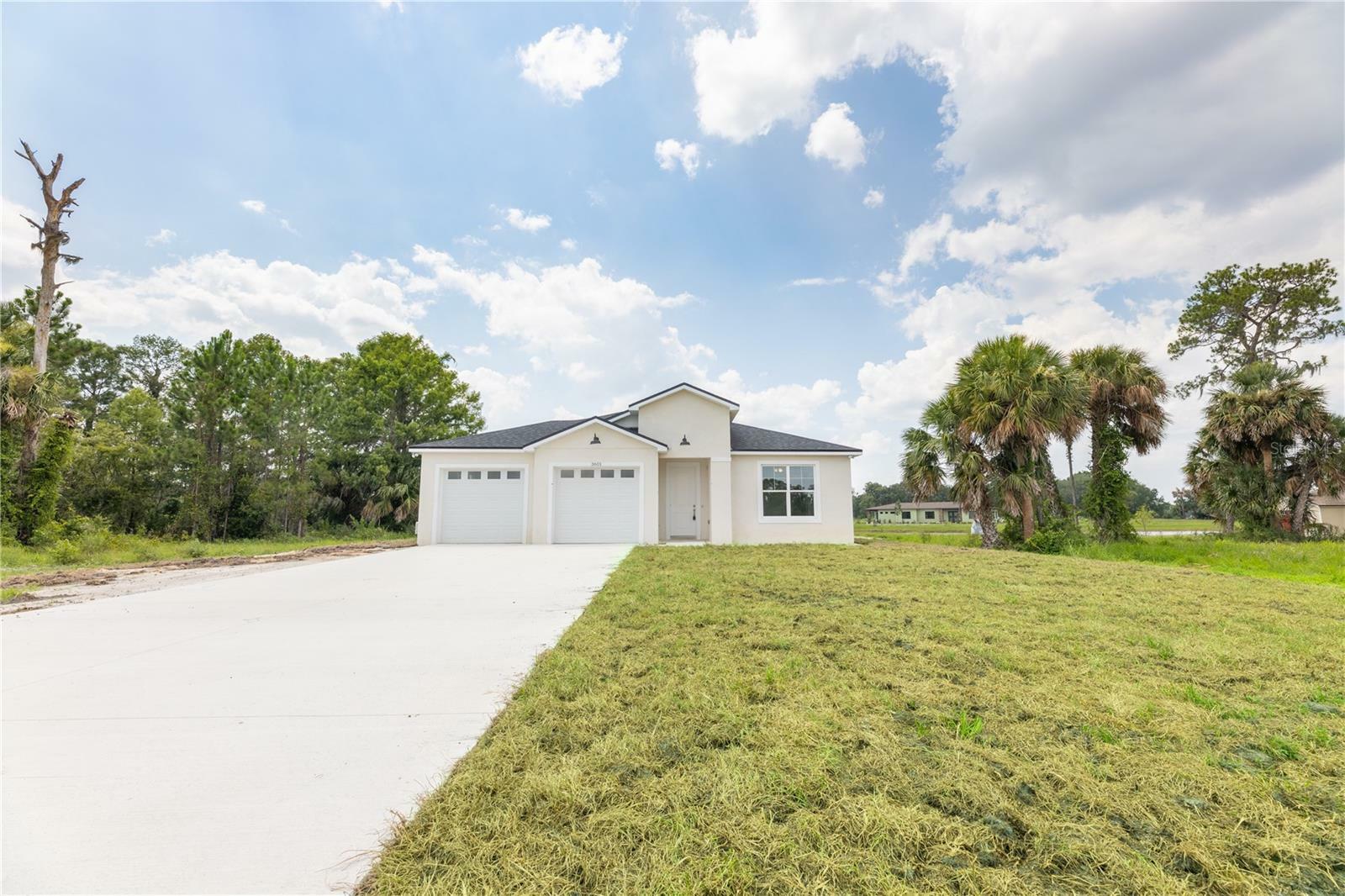 Property Photo:  3601 Hidden River Lane  FL 32778 