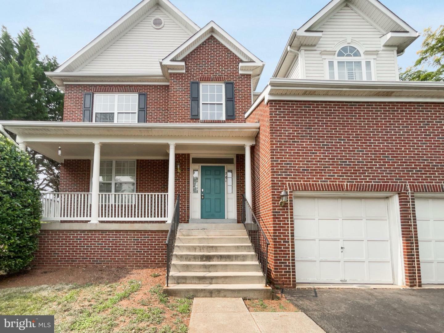 Property Photo:  701 Shanks Evans Road NE  VA 20176 