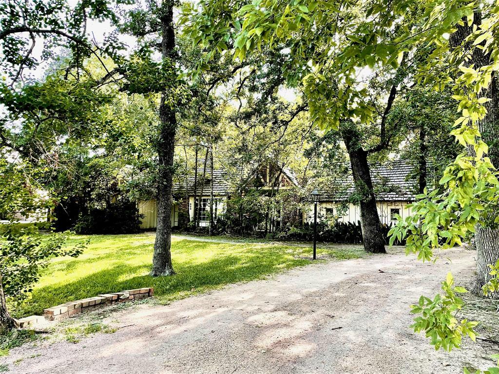 Property Photo: 439 E Gaywood Drive TX 77079