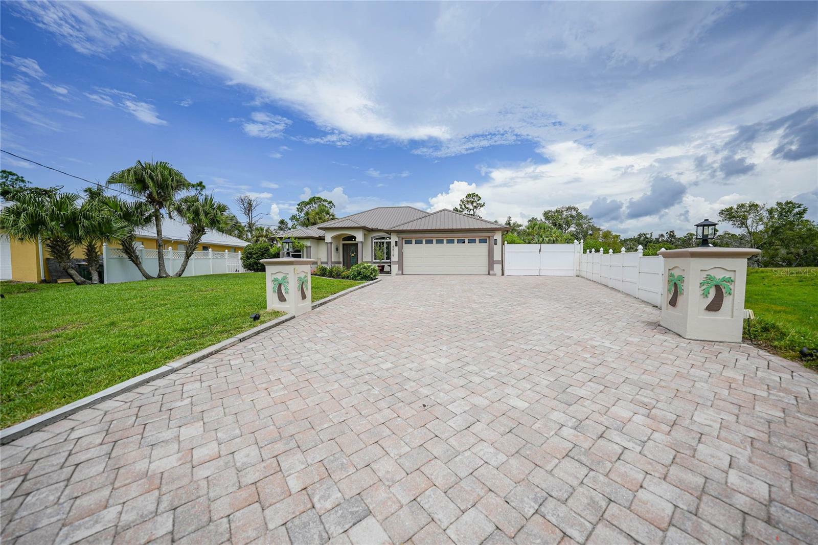 Property Photo:  4819 Ariton Road  FL 34288 