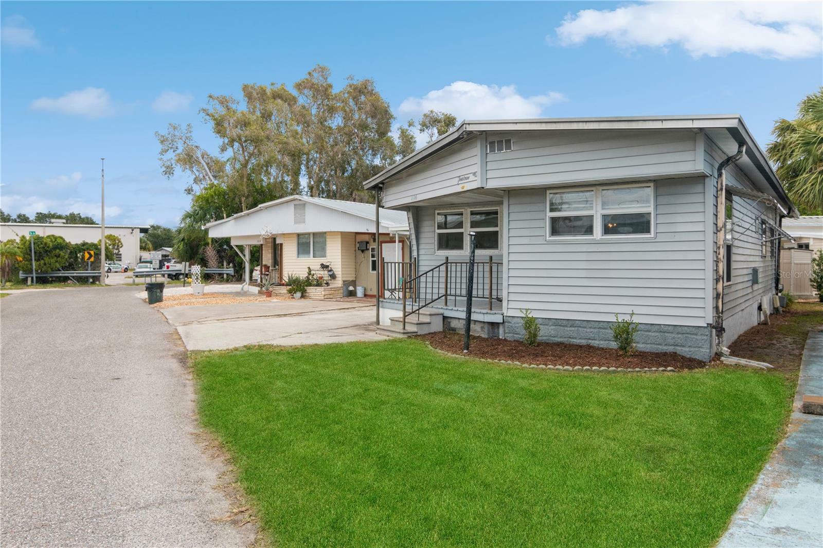 Property Photo:  1606 Ohio Avenue  FL 34207 