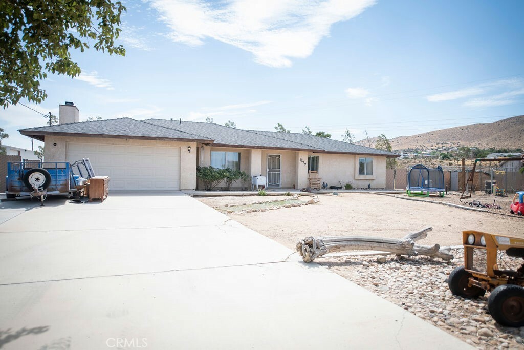 Property Photo:  9629 Flora Vista Road  CA 92308 