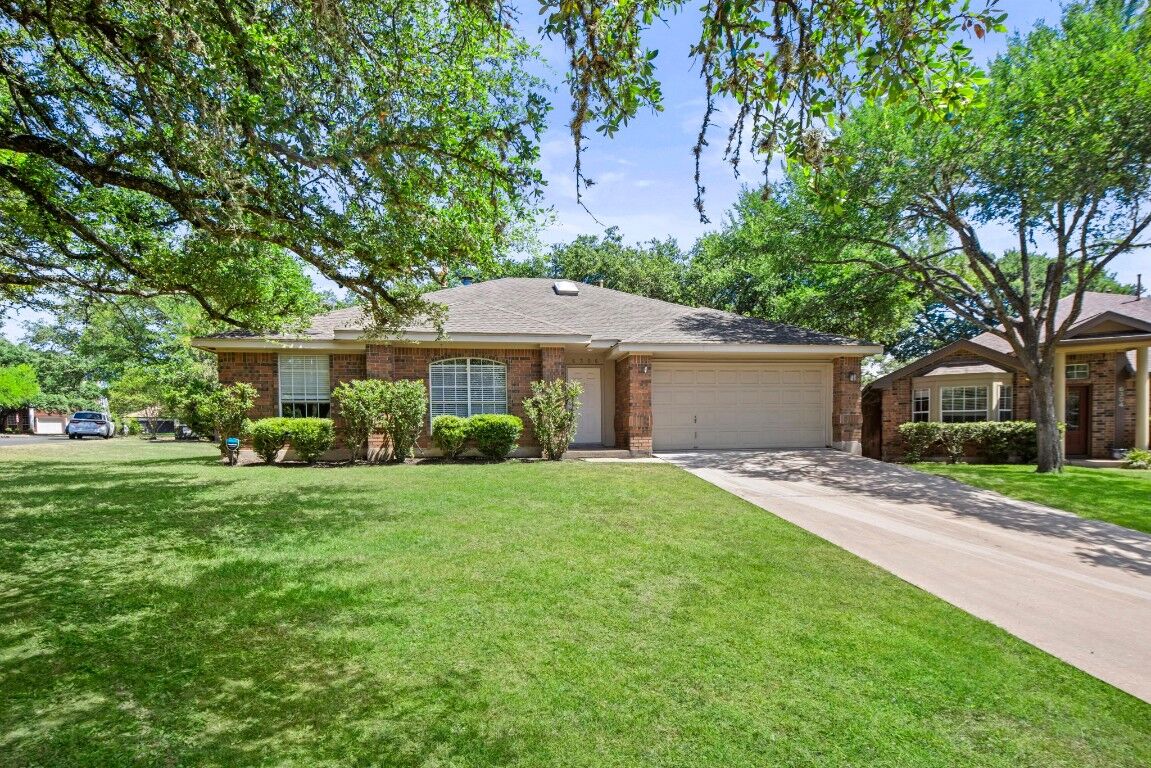 Property Photo: 6306 Redgate Court TX 78739