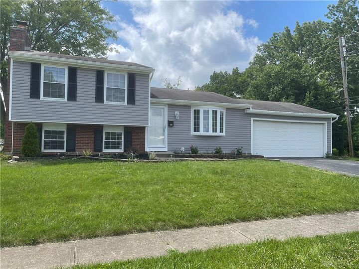 201 Northeast Circle  Englewood OH 45322 photo