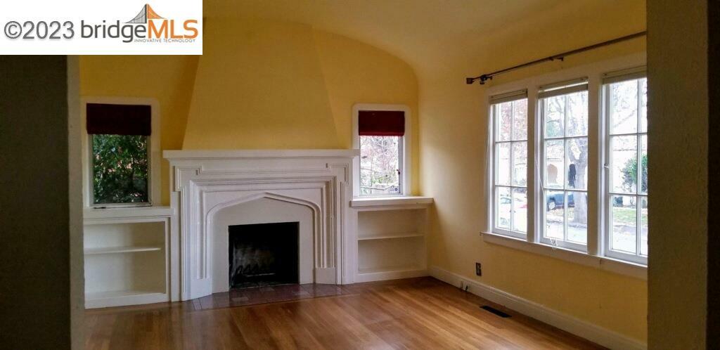 Property Photo: 5732 Morse Dr CA 94605