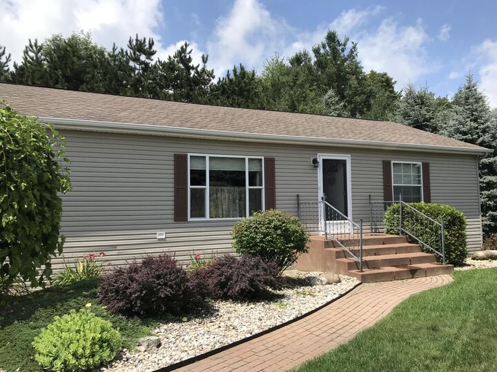 1411 Westwind Lane  Fremont MI 49412 photo
