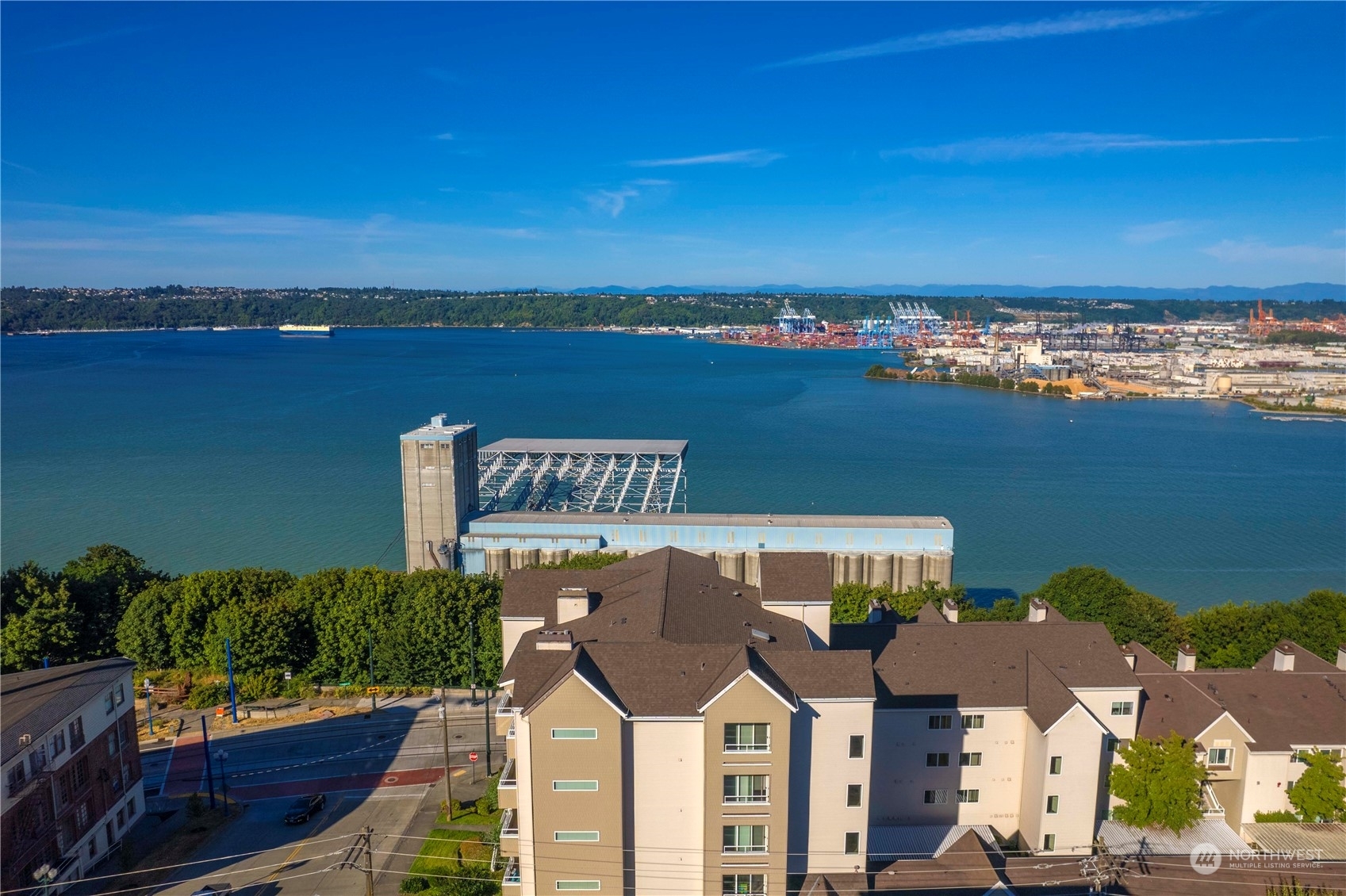 Property Photo: 1 Broadway 721 WA 98402