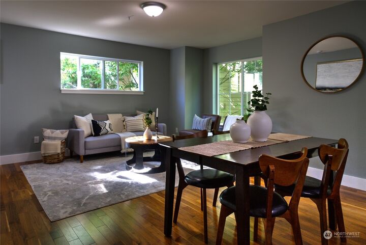 Property Photo:  10711 Greenwood Avenue N B  WA 98133 