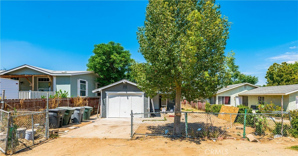 Property Photo:  17662 Mackay Avenue  CA 92530 