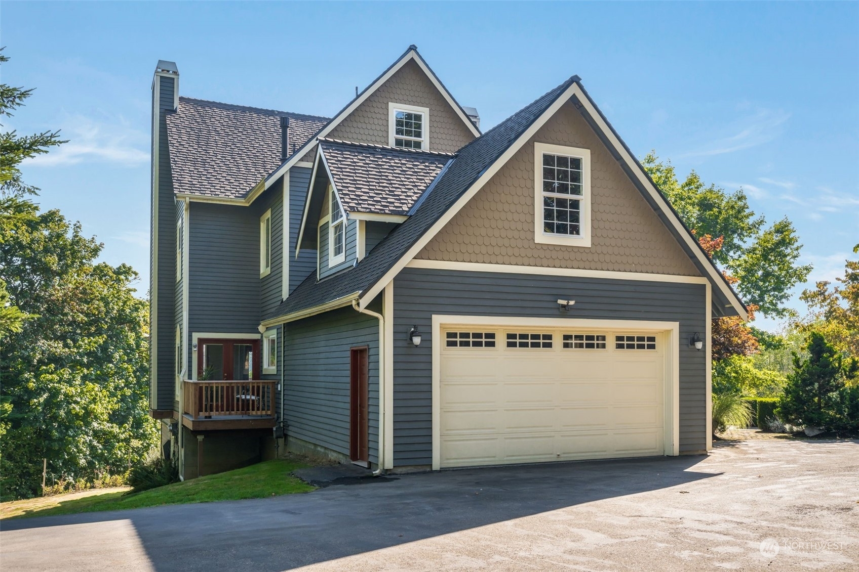 Property Photo: 15802 State Street WA 98296