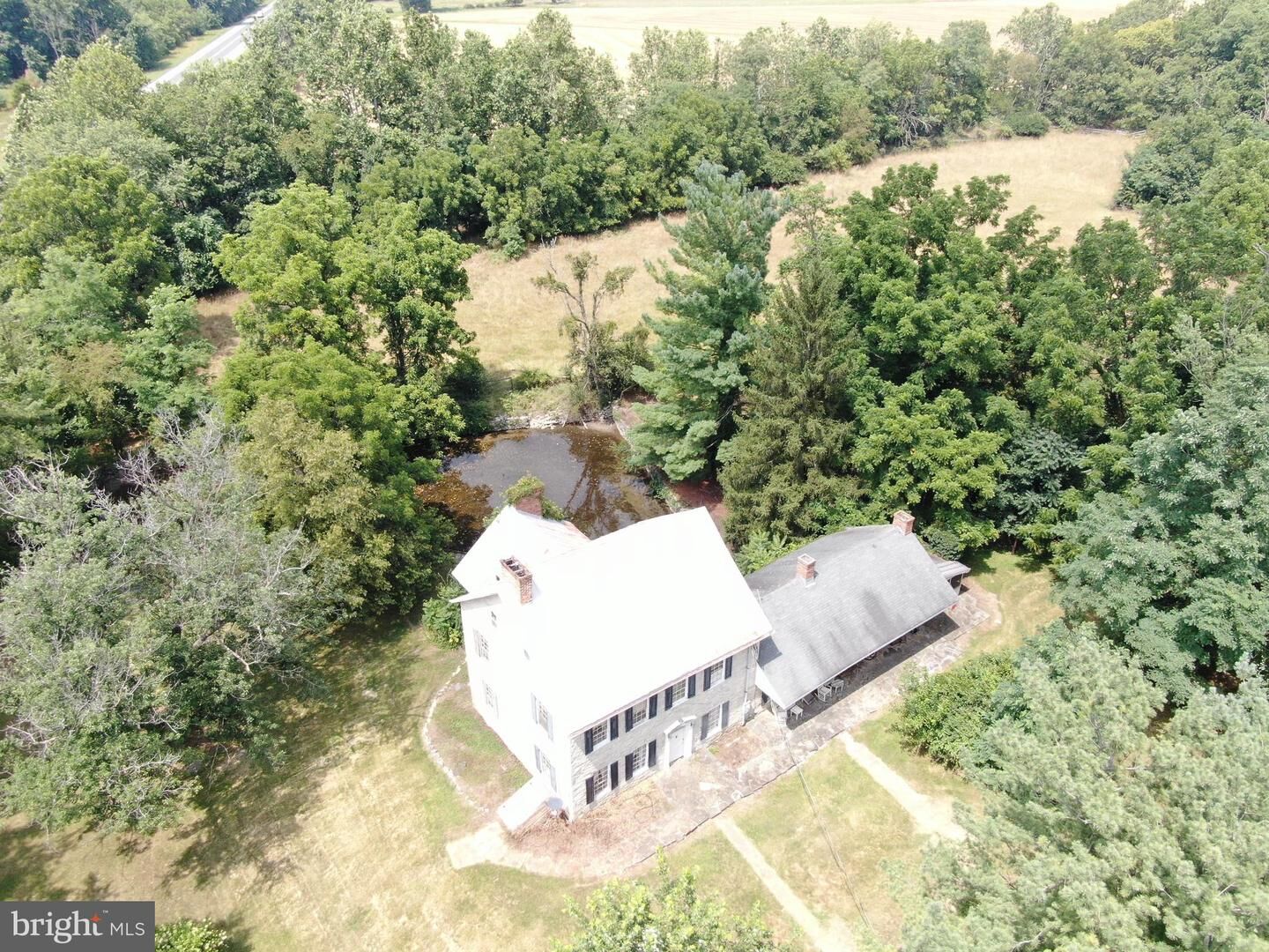 Property Photo:  13215 Smithsburg Pike  MD 21783 