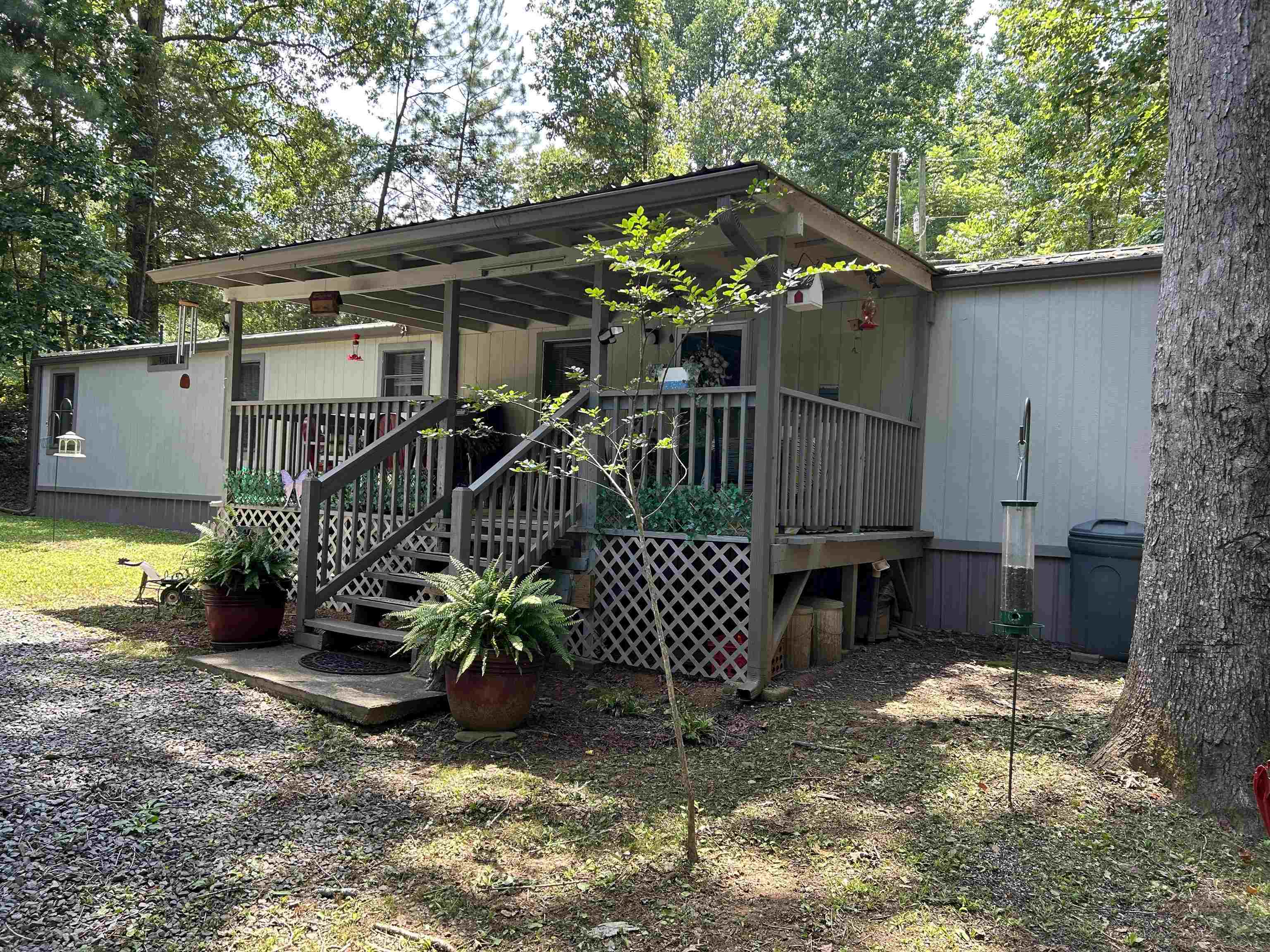 Property Photo:  200 Alpine Court  GA 30540 