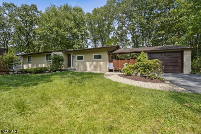 79 Moraine Rd  Parsippany-Troy Hills Twp. NJ 07950 photo