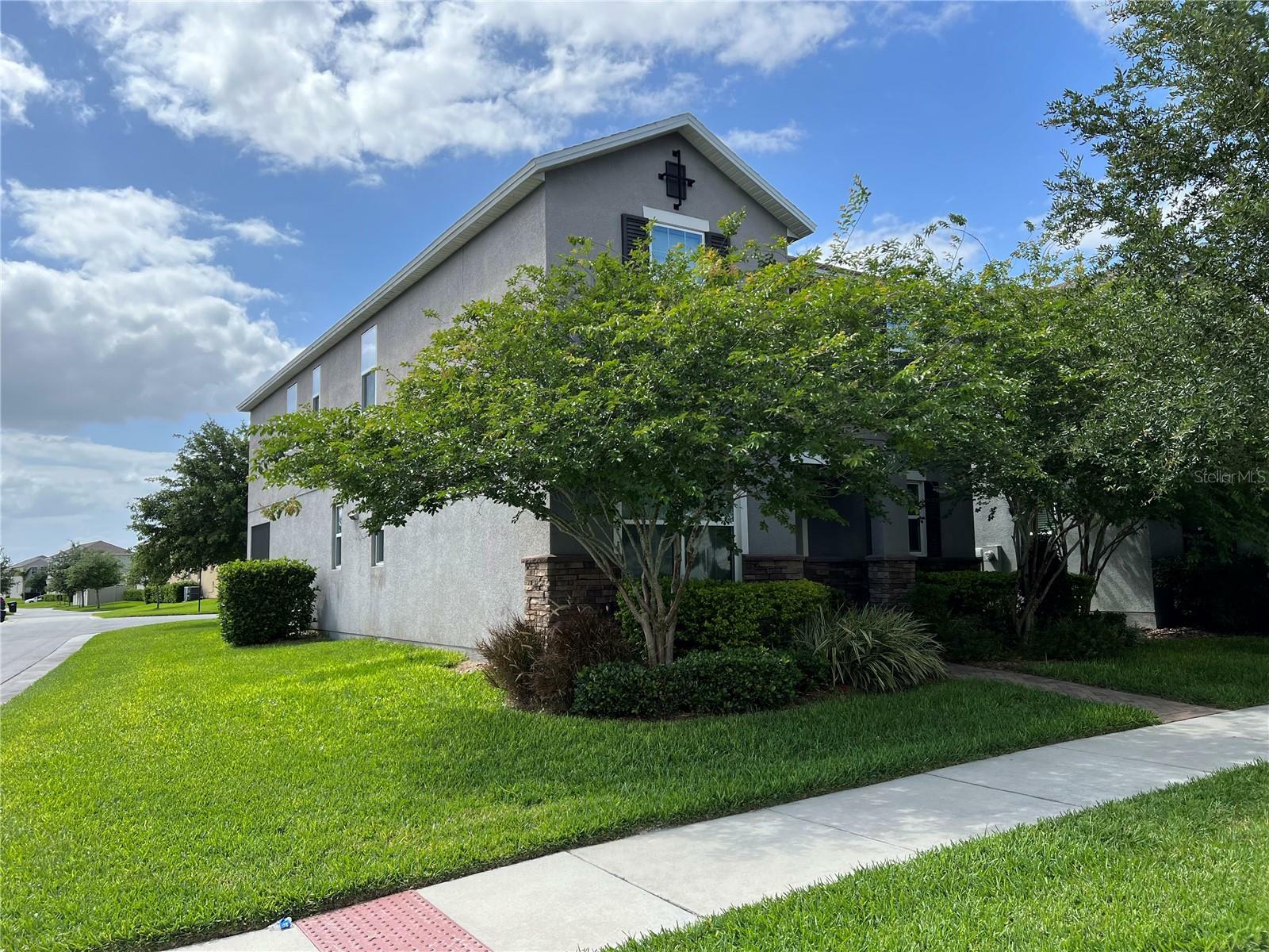 Property Photo: 4990 Wildwood Pointe Road FL 34787