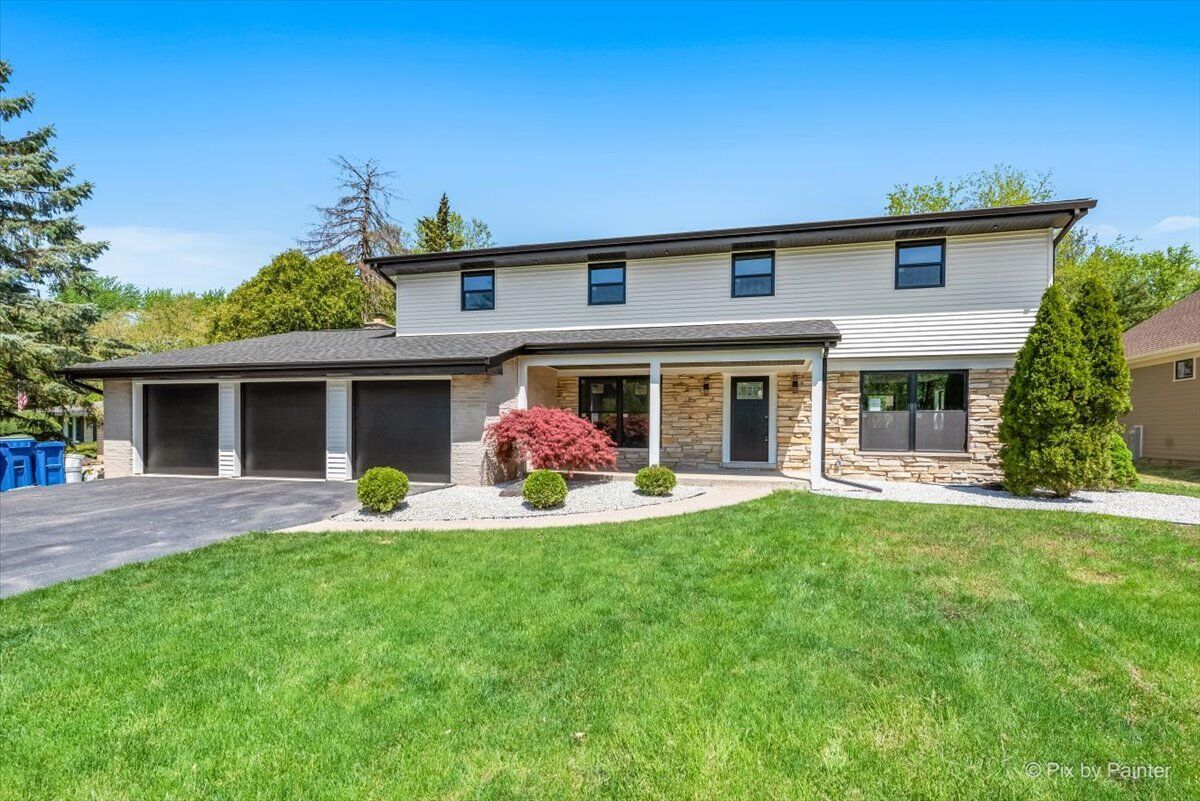 Property Photo:  720 86th Place  IL 60516 