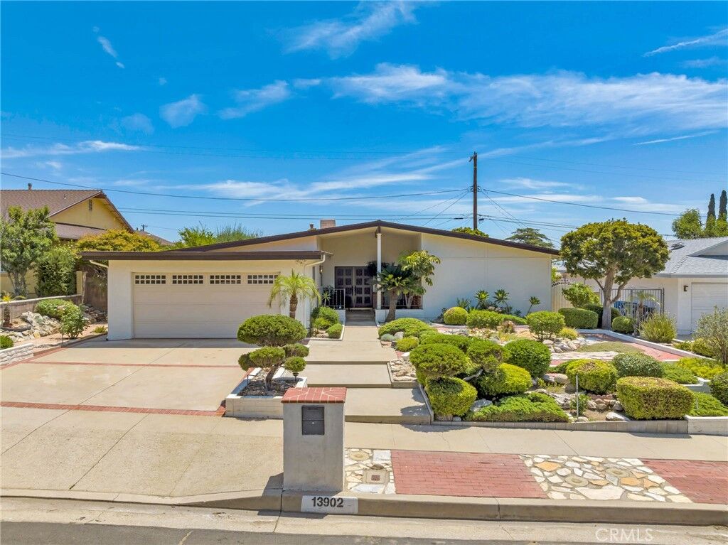 Property Photo: 13902 Aldergrove Street CA 91342