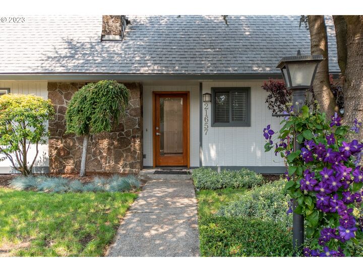 21657 SE Salmon St  Gresham OR 97030 photo