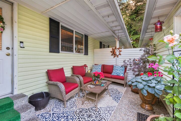 Property Photo:  32407 1st Place S 32  WA 98003 