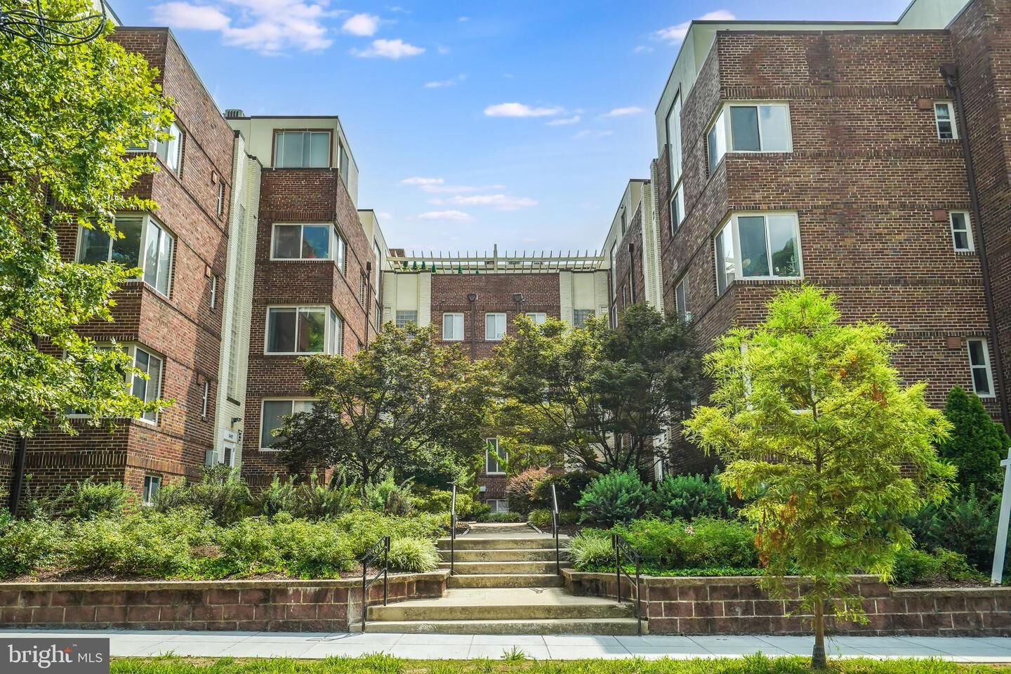 Property Photo:  5405 9th Street NW 106  DC 20011 