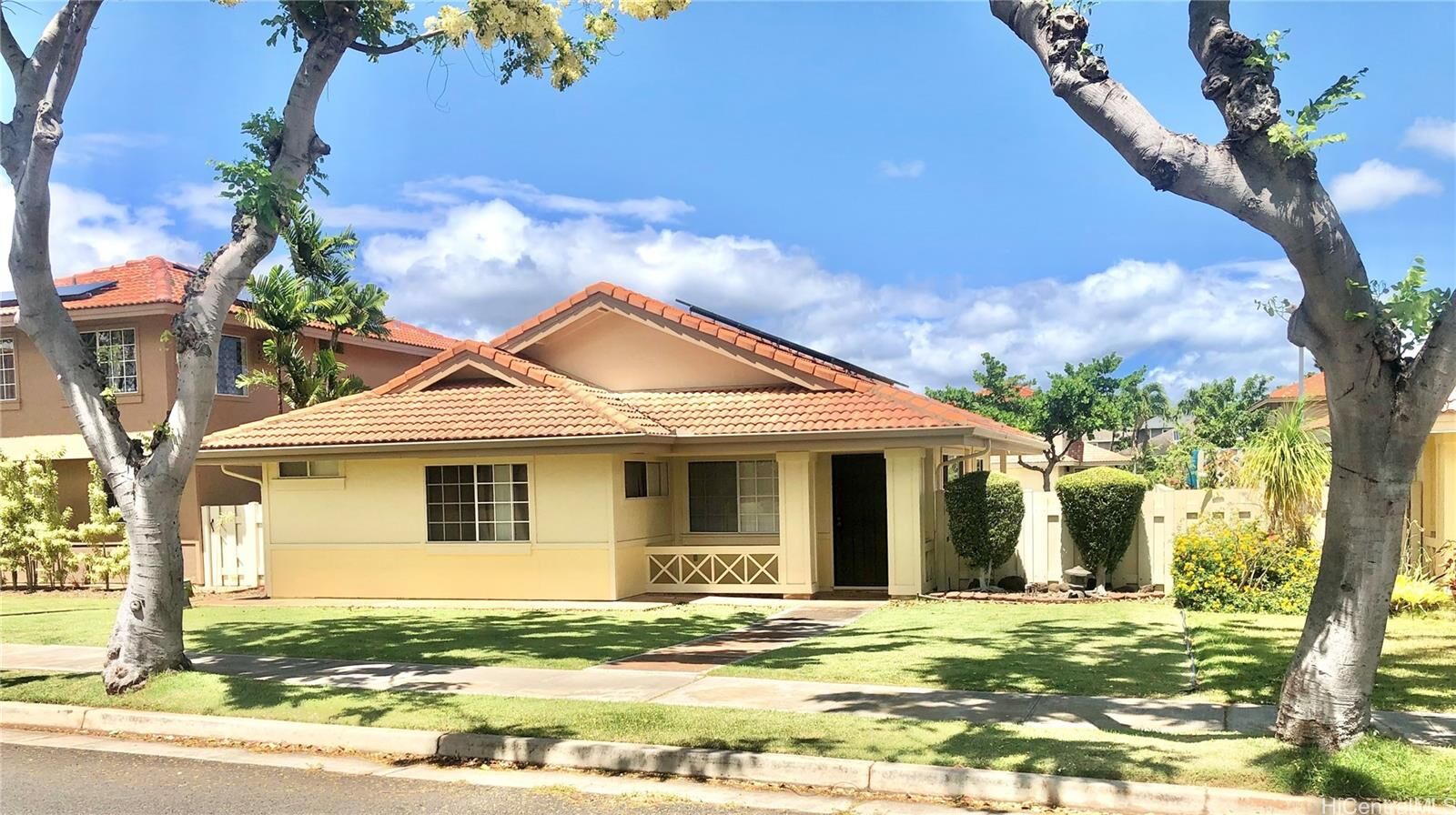 Property Photo:  91-1020 Hoomaliu Street  HI 96707 