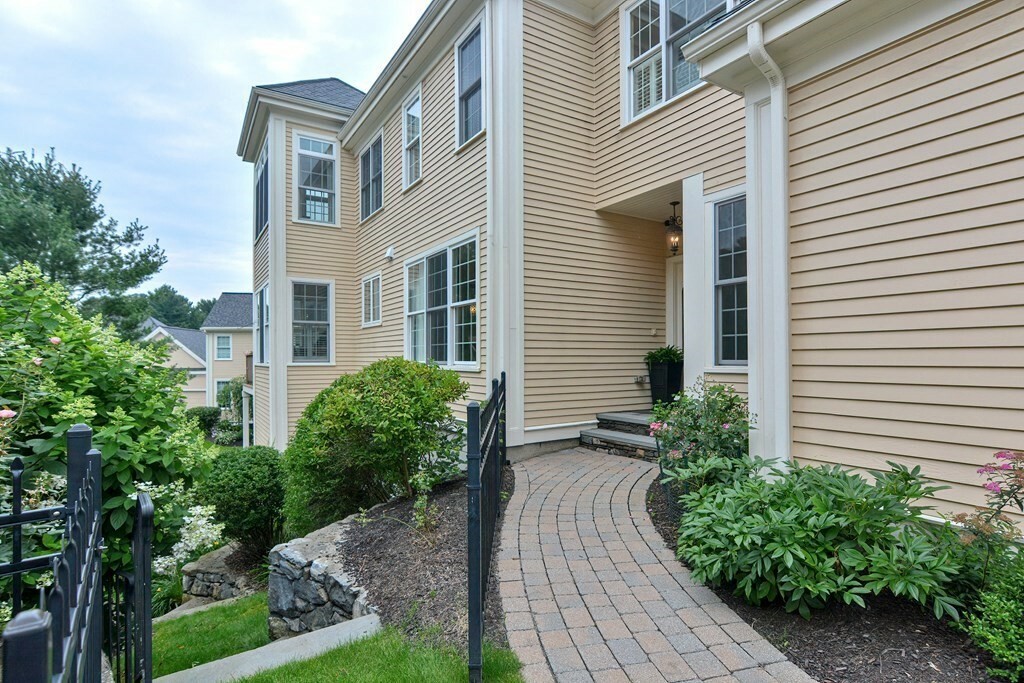 Property Photo:  35 Clubhouse Way 35  MA 01590 