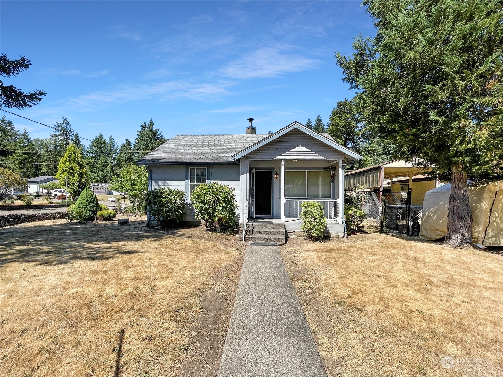 Property Photo:  501 Taylor Street  WA 98581 