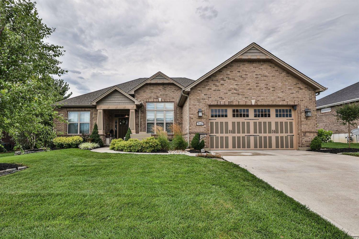 Property Photo: 712 Griffin Ln OH 45050